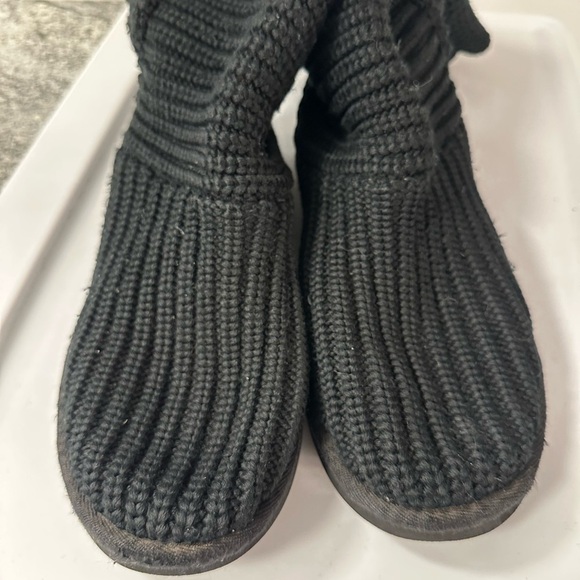 UGG Over the knee twisted black cable knit button detail fold over gorpcore boot - Picture 12 of 13